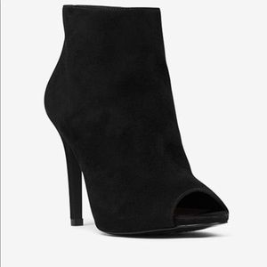 Michael Kors Ankle booties